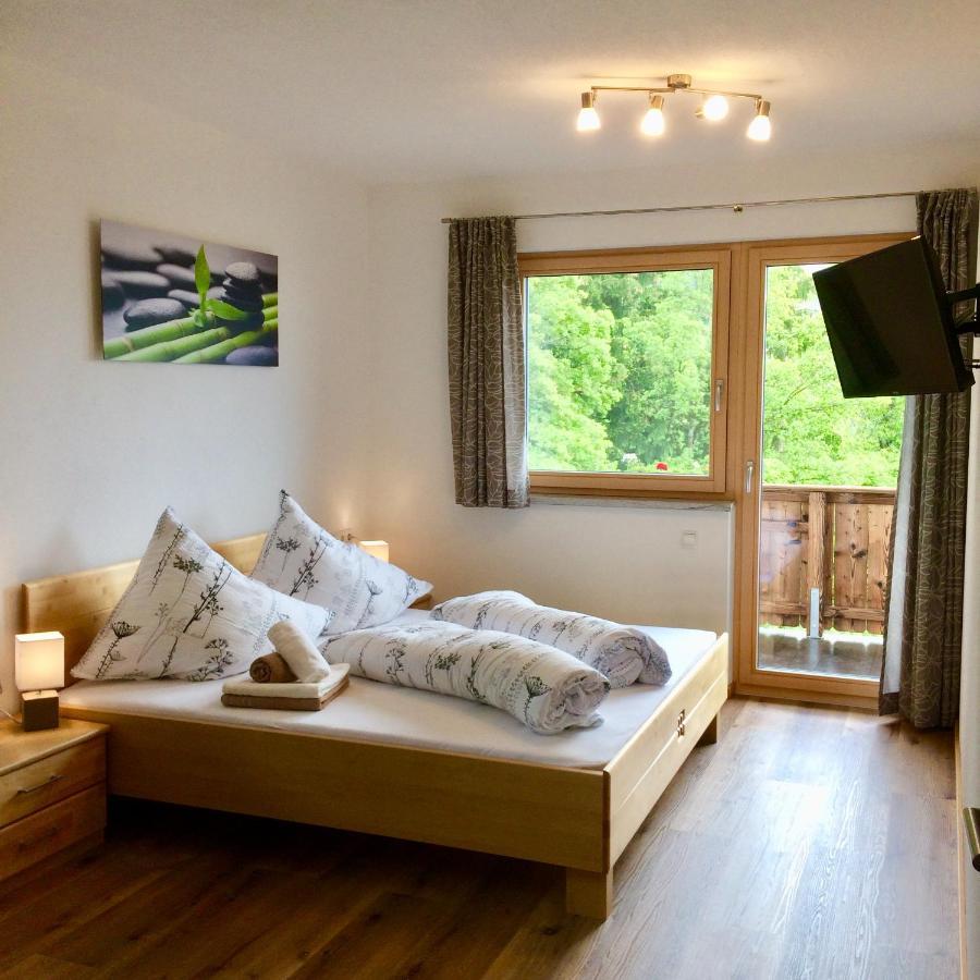 Leo Apartment *